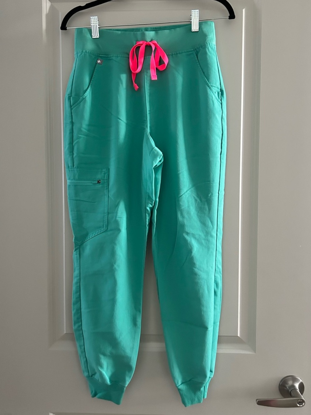 FIGS Zamora Jogger Scrub Pants – Teal Green – Small Petite